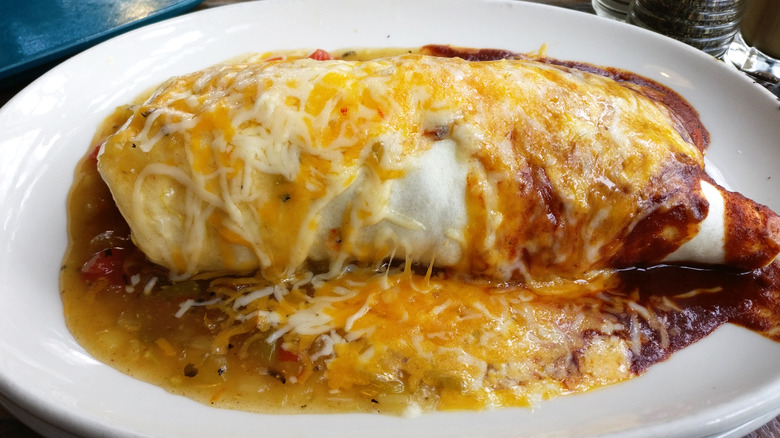 Smothered breakfast burrito sauce