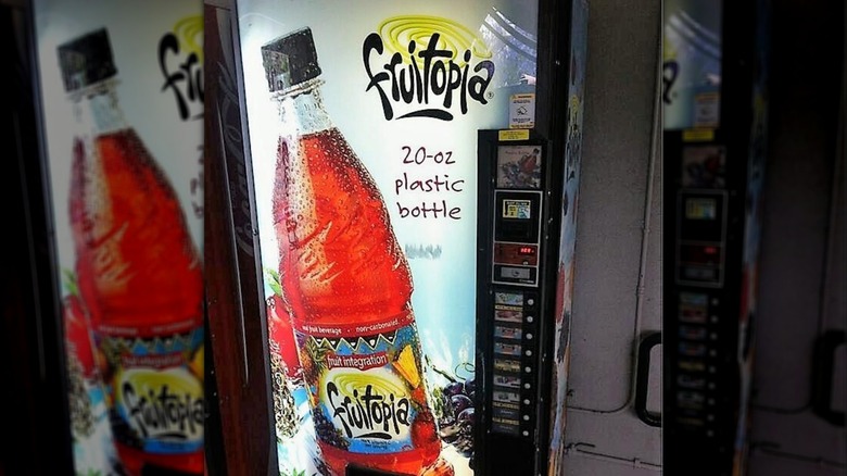 Fruitopia vending machine