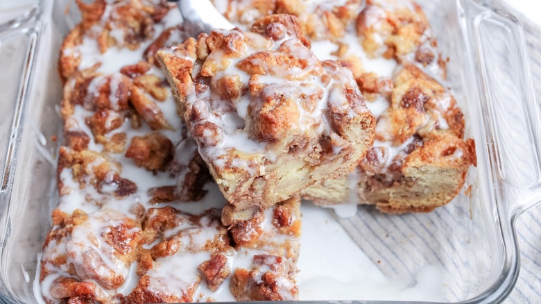 iced cinnamon bread pudding slice