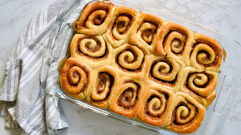 cinnamon rolls in baking dish