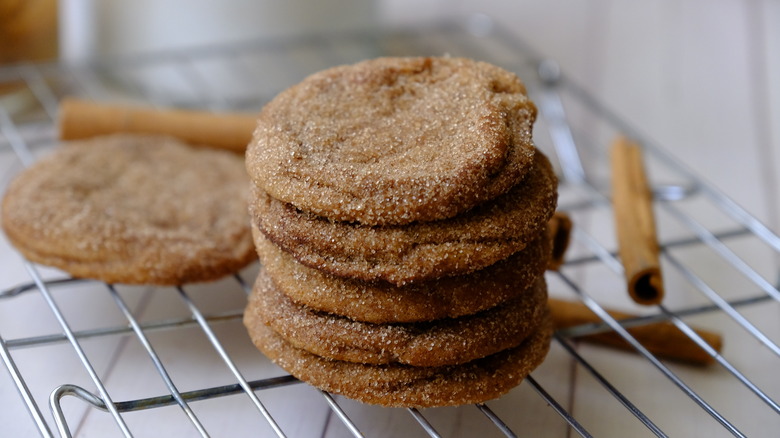 stack of snickerdoodle cookies