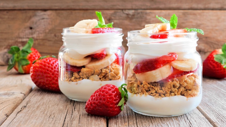 strawberry parfaits in mason jars