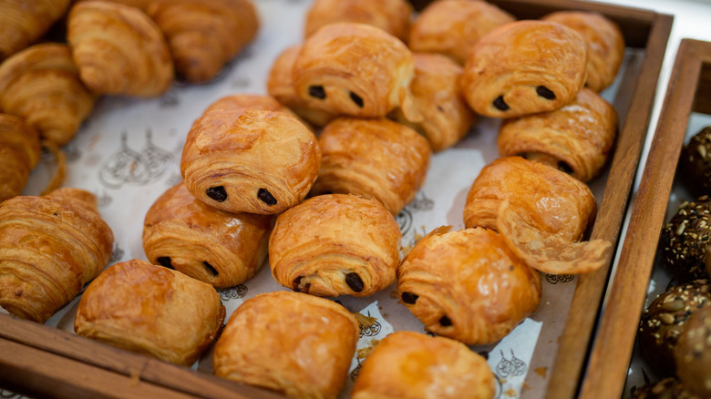 pain au chocolat on tray