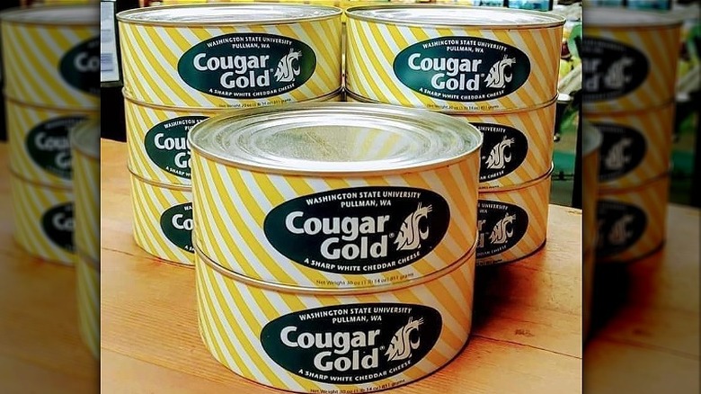 Cougar Gold cheddar cheese