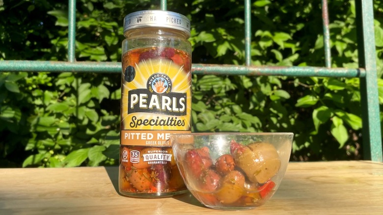 Pearls Specialties Pitted Medley