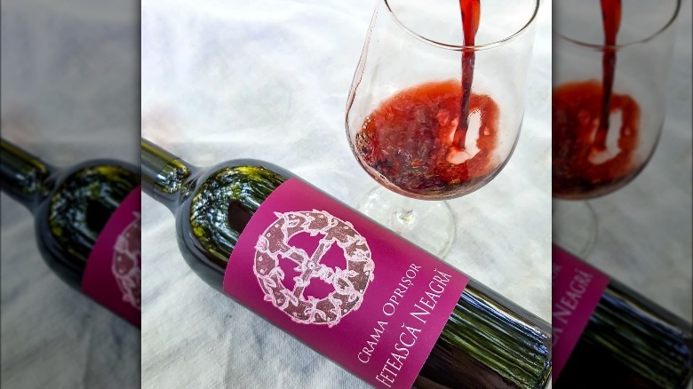 Crama Oprisor red Romanian wine