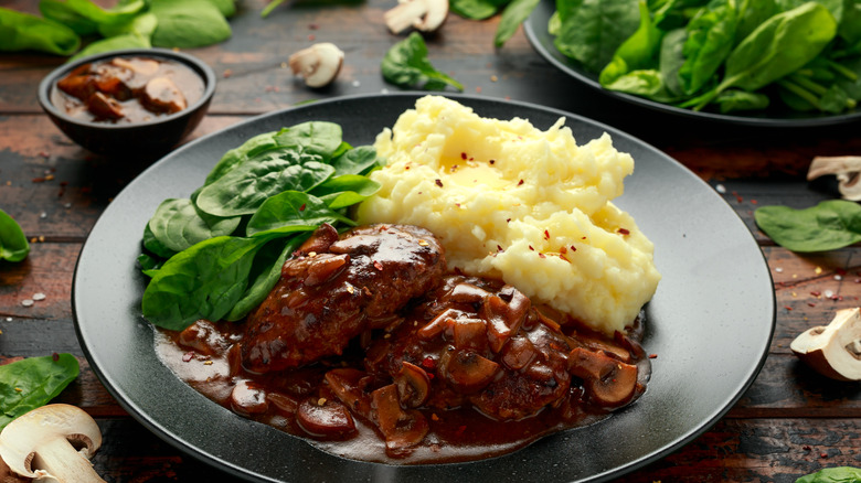 Salisbury steak with mashed potatoes