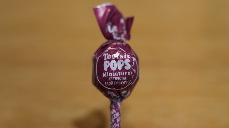 Raspberry Tootsie Pop