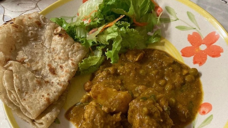 Farata on plate with curry