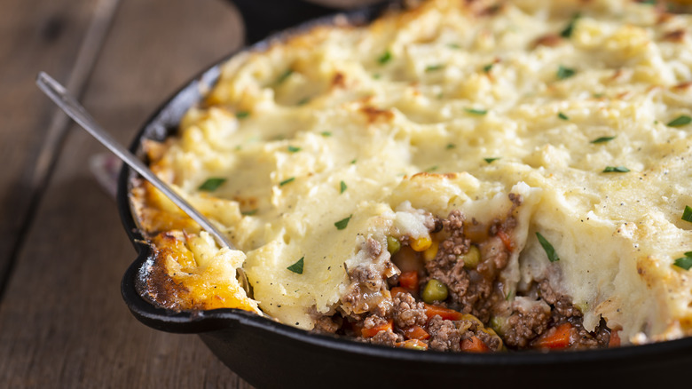 Cottage pie in a dish