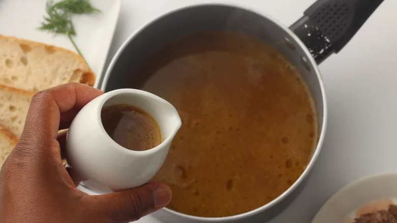 Small gravy jug and pan of au jus