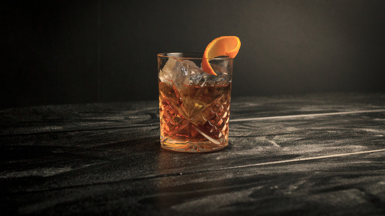 25 Best Bourbon Cocktails Ranked