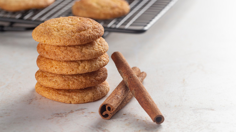 Snickerdoodle cookie on marble table