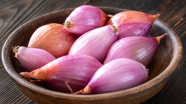 Bowl of shallots