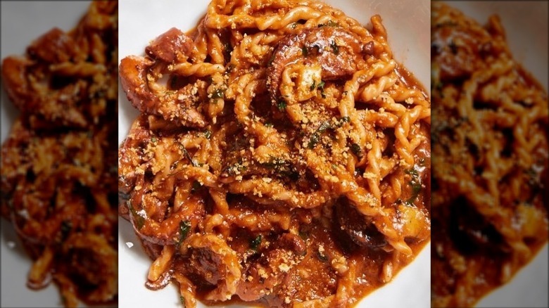 fusilli octopus and tomato sauce