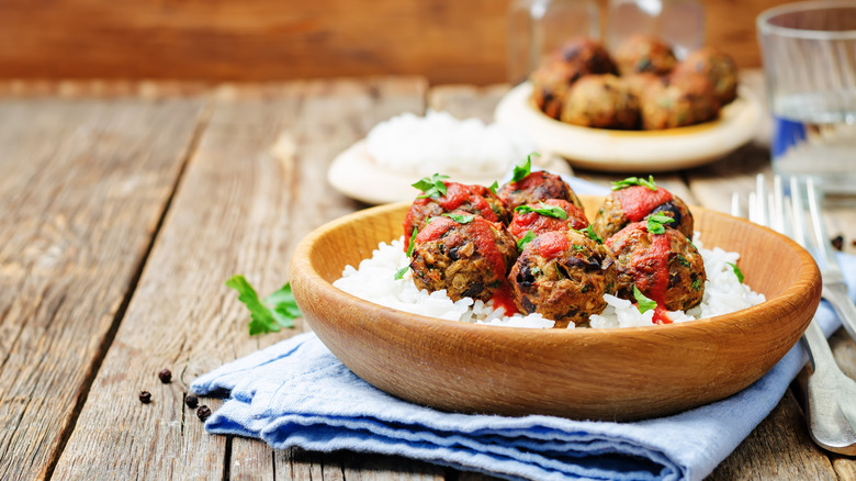 vegan meatballs in rice bowl