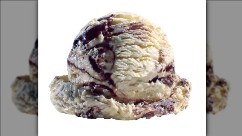 Braum's fudge ripple ice cream