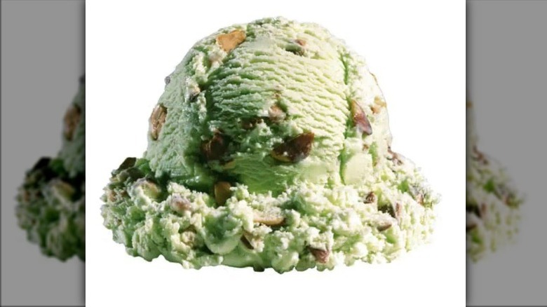 Braum's pistachio almond ice cream