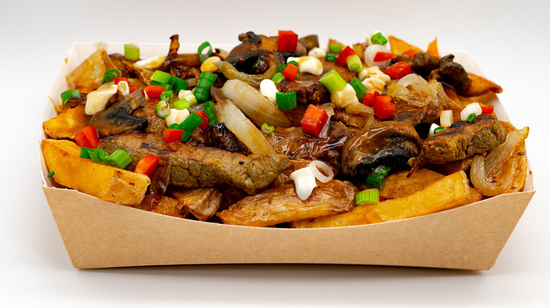 Philly cheesesteak poutine