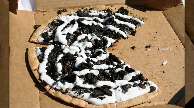 Domino's Oreo dessert pizza