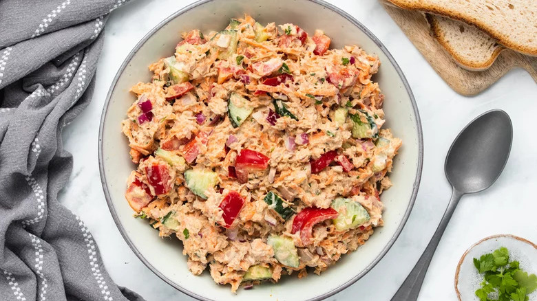 Colorful tuna salad plate