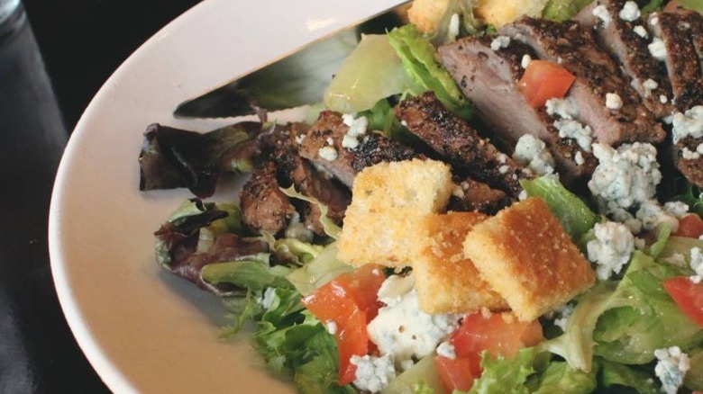 LongHorn Steakhouse Sirloin Salad