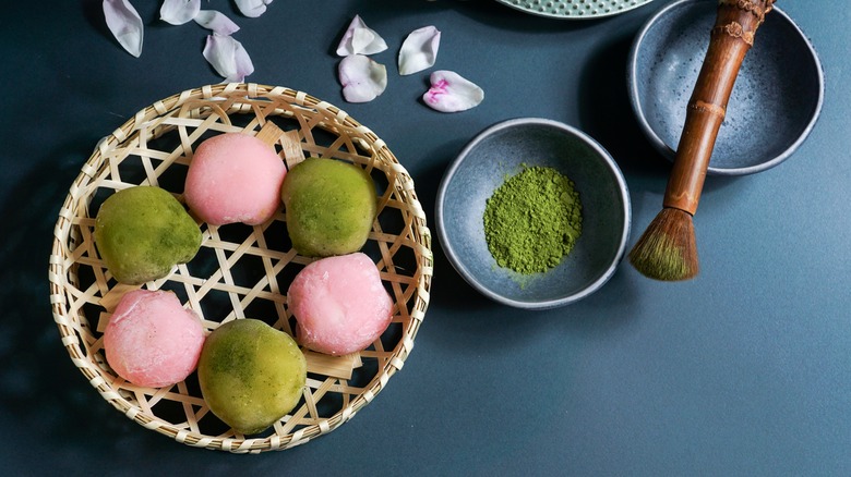 Matcha and cherry mochi