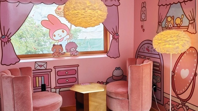 Sanrio Lovers Club interior