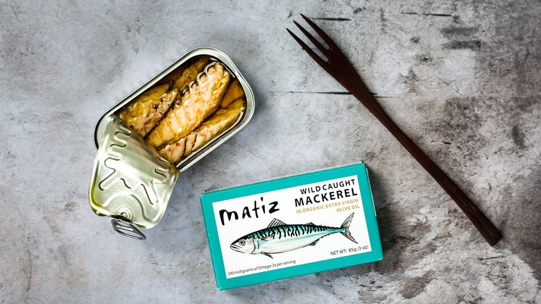 Open can of Matiz mackerel