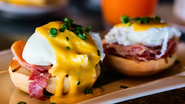 Eggs Benedict sandwich