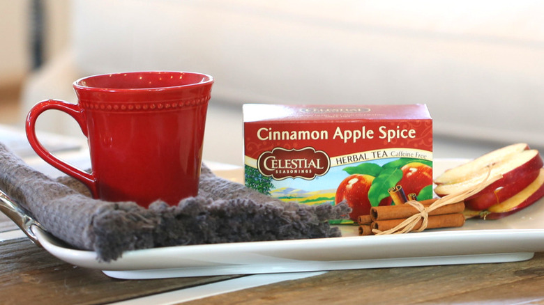 Cinnamon apple spice tea