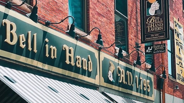 Bell in Hand Tavern