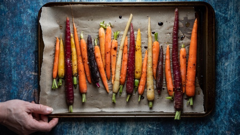 roasted baby carrots with oil and vinegar