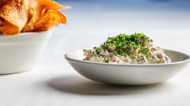 Clam dip with kettle chips