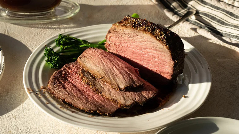 Slow-Roasted Eye Of Round Roast