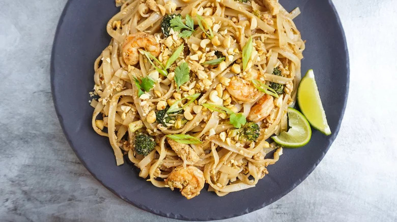 Shrimp pad Thai on plate