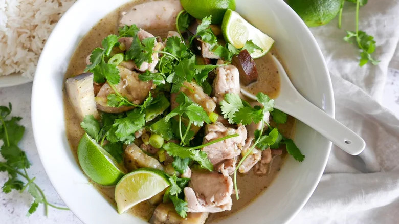 Thai chicken curry in bowl