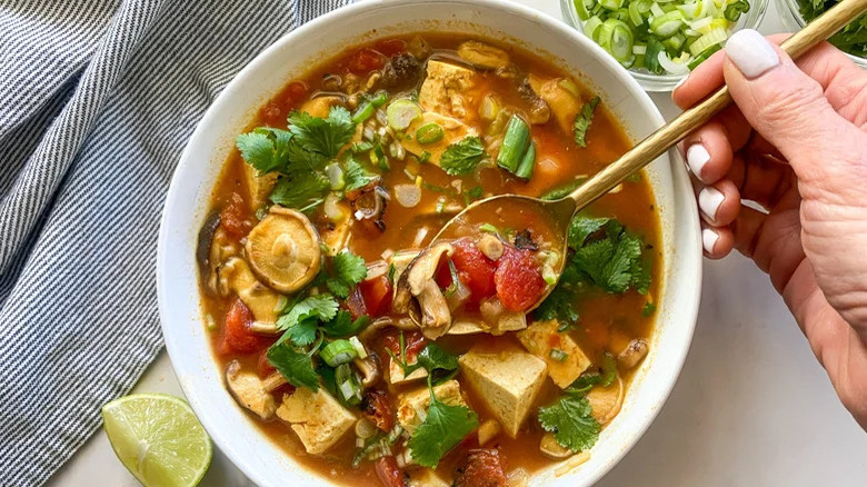 Tom yum soup in bowl