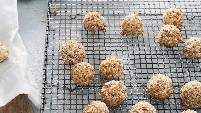 macarons on cooling sheet