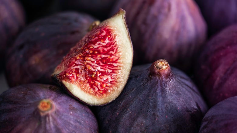 Fresh figs photo background