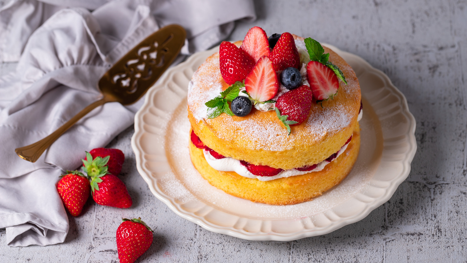 4 Main Types of Sponge Cakes in Baking | Baking with Amari | Baking Classes