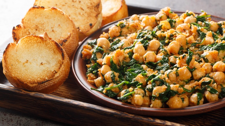 Spanish chickpea and spinach stew