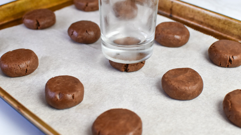 nutella cookies on baking sheet 