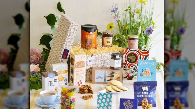 The British Hamper Company Luxury Gourmet British Food Gift Basket