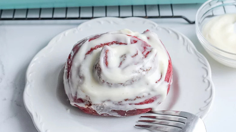 Red velvet cinnamon rolls with icing