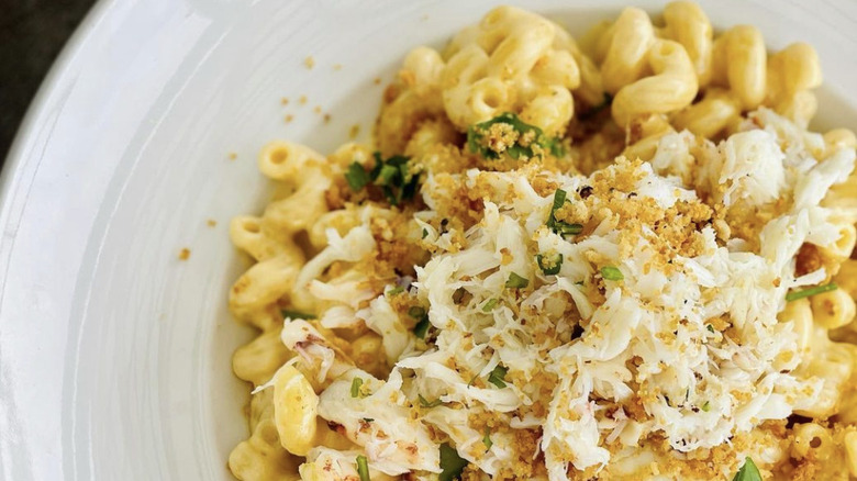 Crab mac and cheese