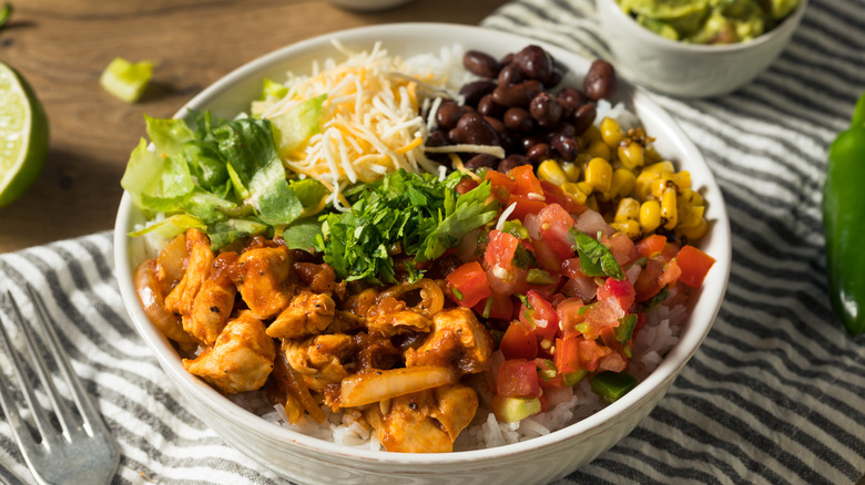 Burrito bowl with veggies