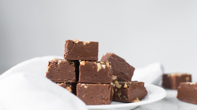 Chocolate fudge squares on plate