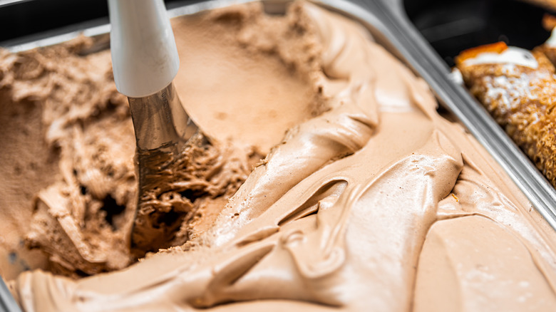 Coffee gelato in tray