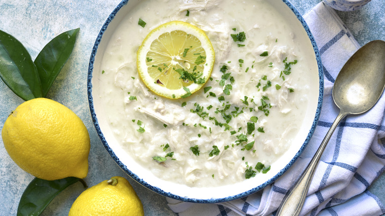 avgolemono soup with lemon